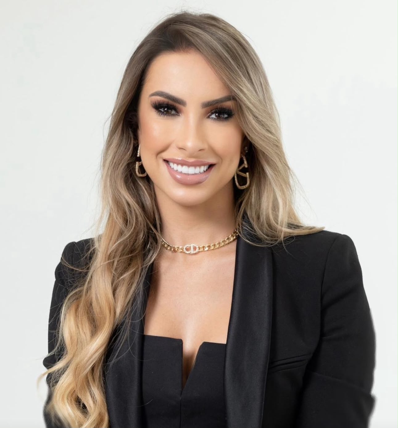 Sobre Elisana Pereira